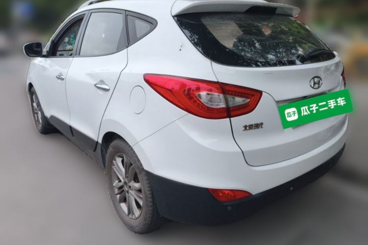 Used Hyundai ix35 2013 2.0L Automatic Two-Wheel Drive Smart GLS China IV Standard Rear Left 45 Deg