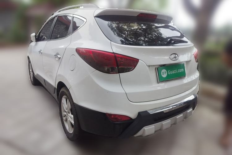 Used Hyundai ix35 2013 2.0L Automatic Two-Wheel Drive Smart GLS China IV Standard Rear Left 45 Deg