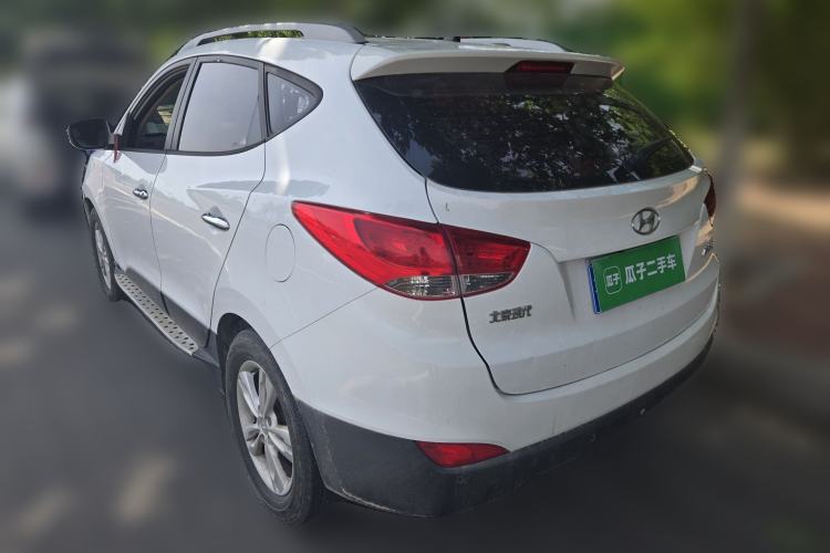 Used Hyundai ix35 2013 2.0L Automatic Two-Wheel Drive Smart GLS China IV Standard Rear Left 45 Deg