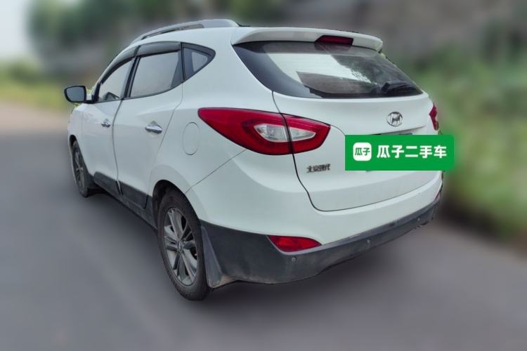 Used Hyundai ix35 2013 2.0L Automatic Two-Wheel Drive Smart GLS China IV Standard Rear Left 45 Deg