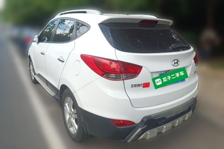 Used Hyundai ix35 2013 2.0L Automatic Two-Wheel Drive Smart GLS China IV Standard Rear Left 45 Deg