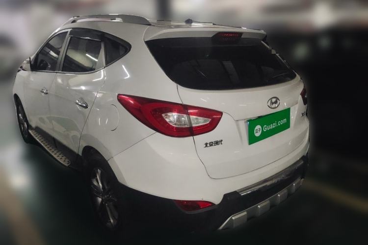 Used Hyundai ix35 2013 2.0L Automatic Two-Wheel Drive Smart GLS China IV Standard Rear Left 45 Deg