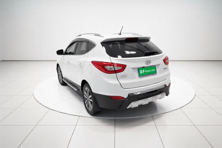 Used Hyundai ix35 2013 2.0L Automatic Two-Wheel Drive Smart GLS China IV Standard Rear Left 45 Deg