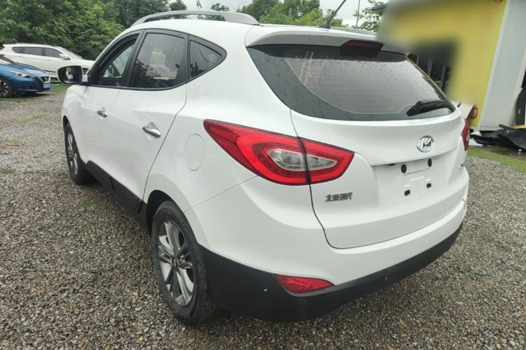 Used Hyundai ix35 2013 2.0L Automatic Two-Wheel Drive Smart GLS China IV Standard Rear Left 45 Deg