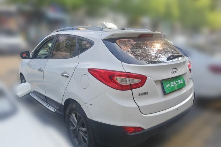 Used Hyundai ix35 2013 2.0L Automatic Two-Wheel Drive Smart GLS China IV Standard Rear Left 45 Deg