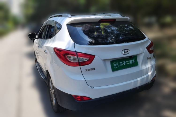 Used Hyundai ix35 2013 2.0L Automatic Two-Wheel Drive Smart GLS China IV Standard Rear Left 45 Deg
