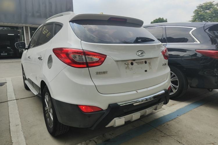 Used Hyundai ix35 2013 2.0L Automatic Two-Wheel Drive Smart GLS China IV Standard Rear Left 45 Deg