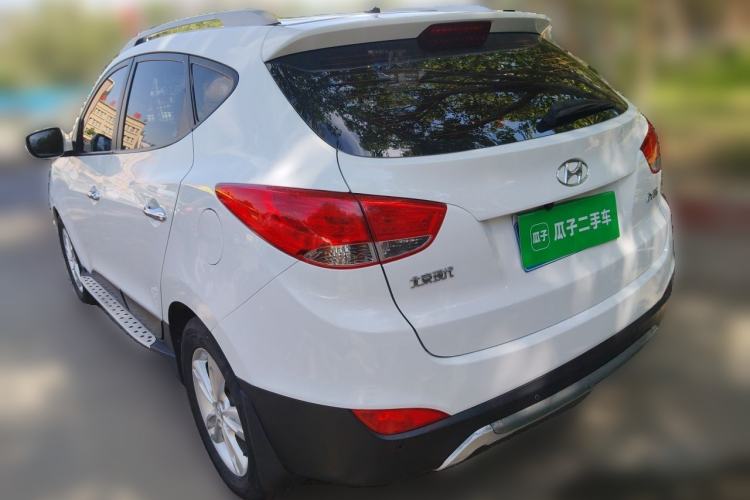 Used Hyundai ix35 2013 2.0L Automatic Two-Wheel Drive Smart GLS China IV Standard Rear Left 45 Deg