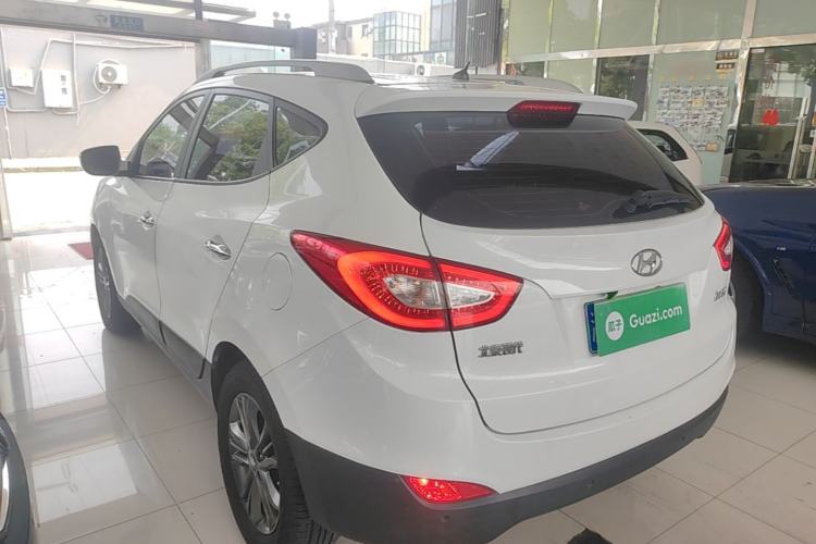 Used Hyundai ix35 2013 2.0L Automatic Two-Wheel Drive Smart GLS China V Standard Rear Left 45 Deg