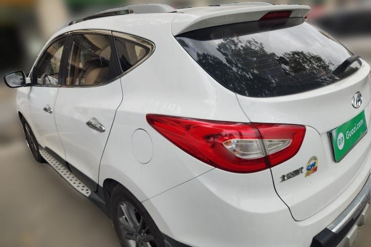 Used Hyundai ix35 2013 2.0L Automatic Two-Wheel Drive Smart GLS China IV Standard Rear Left 45 Deg