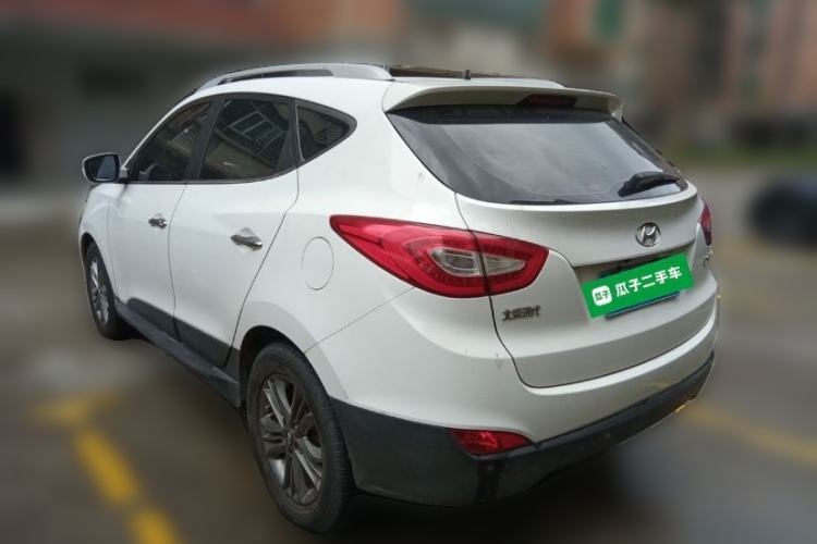Used Hyundai ix35 2013 2.0L Automatic Two-Wheel Drive Smart GLS China V Standard Rear Left 45 Deg