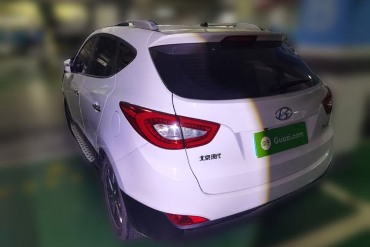 Used Hyundai ix35 2013 2.0L Automatic Two-Wheel Drive Smart GLS China IV Standard Rear Left 45 Deg