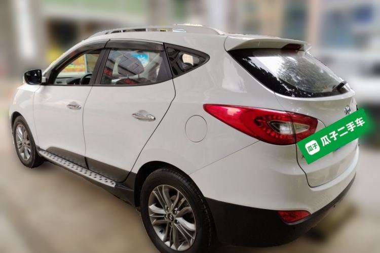 Used Hyundai ix35 2013 2.0L Automatic Two-Wheel Drive Smart GLS China IV Standard Rear Left 45 Deg