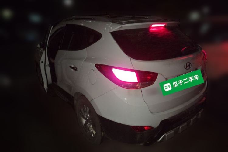 Used Hyundai ix35 2013 2.0L Automatic Two-Wheel Drive Smart GLS China IV Standard Rear Left 45 Deg