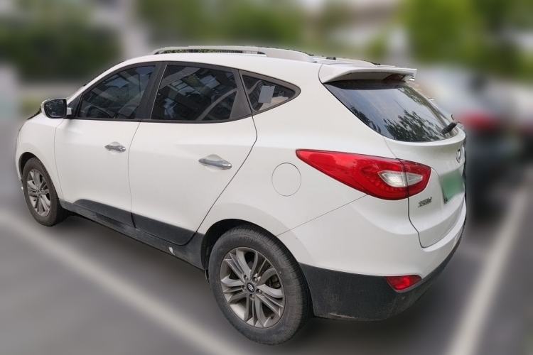 Used Hyundai ix35 2013 2.0L Automatic Two-Wheel Drive Smart GLS China IV Standard Rear Left 45 Deg