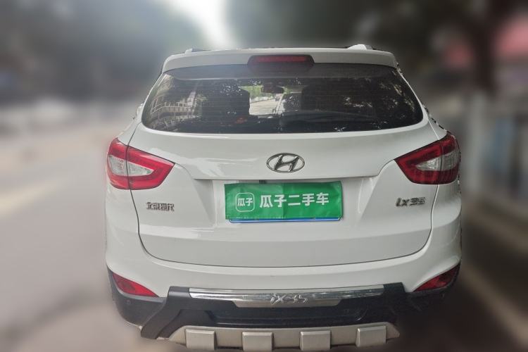 Used Hyundai ix35 2013 2.0L Automatic Two-Wheel Drive Smart GLS China IV Standard Rear