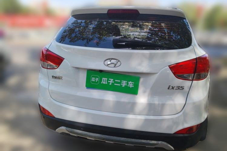 Used Hyundai ix35 2013 2.0L Automatic Two-Wheel Drive Smart GLS China IV Standard Rear
