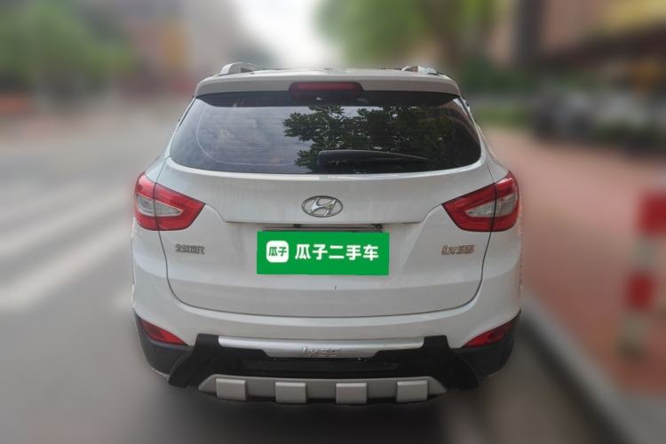 Used Hyundai ix35 2013 2.0L Automatic Two-Wheel Drive Smart GLS China IV Standard Rear