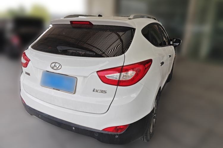 Used Hyundai ix35 2013 2.0L Automatic Two-Wheel Drive Smart GLS China IV Standard Rear Right 45 Deg