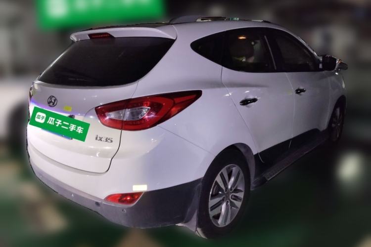 Used Hyundai ix35 2013 2.0L Automatic Two-Wheel Drive Leading GLX China IV Standard Rear Right 45 Deg