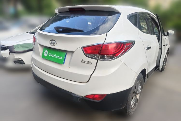 Used Hyundai ix35 2013 2.0L Manual 2WD Comfort GL China IV Standard Rear Right 45 Deg