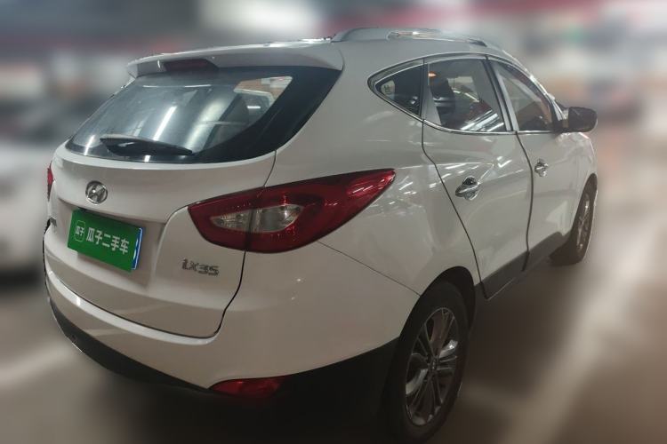 Used Hyundai ix35 2013 2.0L Automatic Two-Wheel Drive Smart GLS China V Standard Rear Right 45 Deg