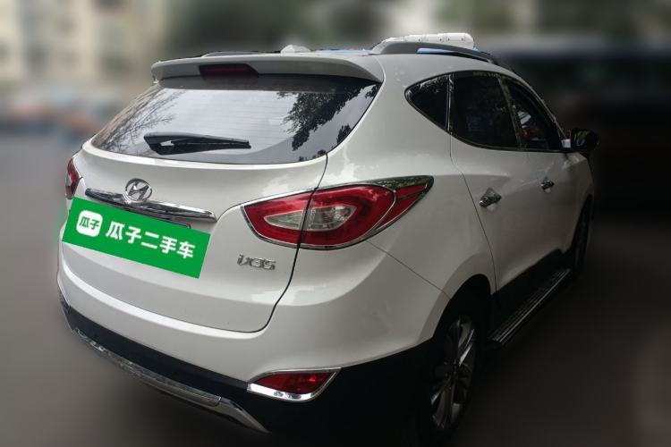 Used Hyundai ix35 2013 2.0L Automatic Two-Wheel Drive Smart GLS China IV Standard Rear Right 45 Deg