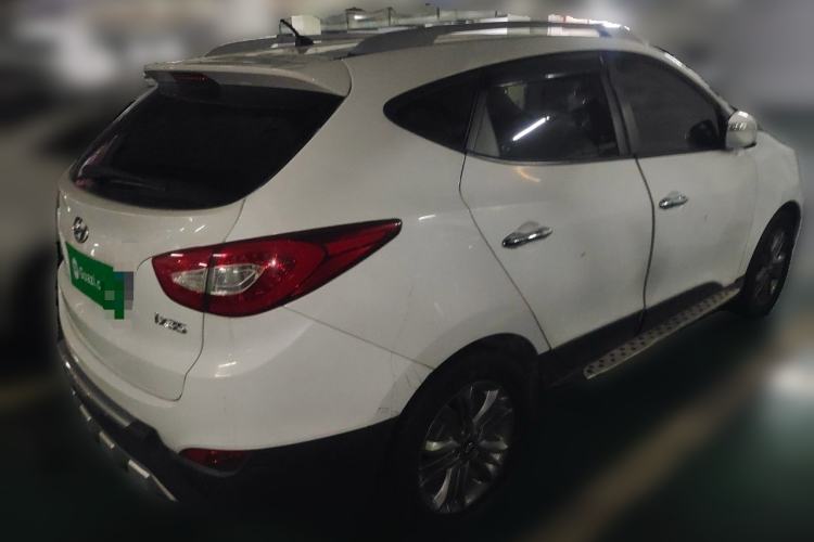 Used Hyundai ix35 2013 2.0L Automatic Two-Wheel Drive Smart GLS China IV Standard Rear Right 45 Deg