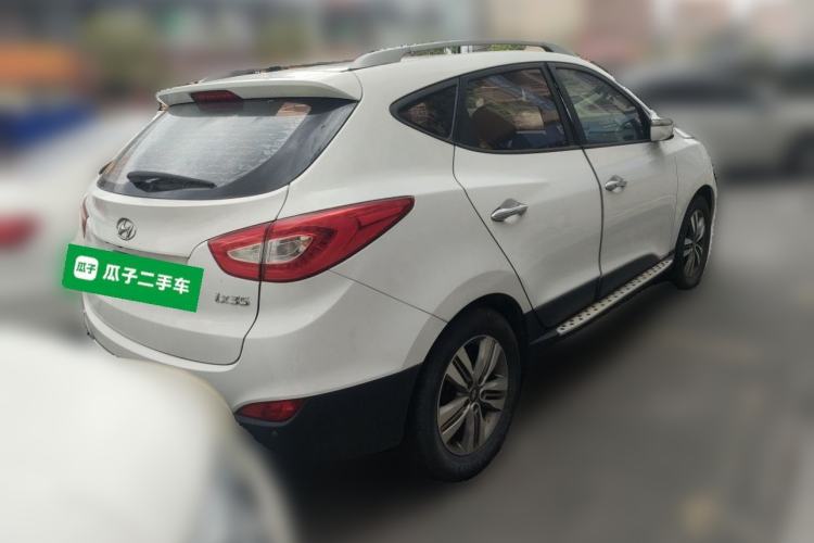 Used Hyundai ix35 2013 2.0L Automatic Two-Wheel Drive Leading GLX China IV Standard Rear Right 45 Deg