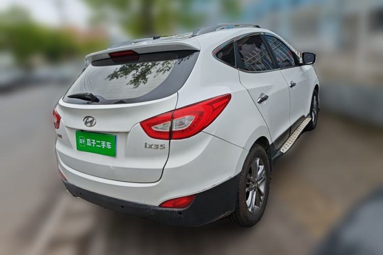 Used Hyundai ix35 2013 2.0L Automatic Two-Wheel Drive Smart GLS China IV Standard Rear Right 45 Deg