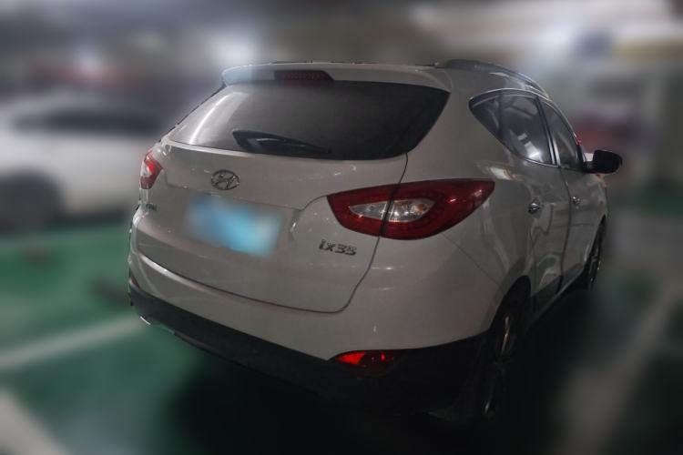 Used Hyundai ix35 2013 2.0L Automatic Two-Wheel Drive Smart GLS China IV Standard Rear Right 45 Deg