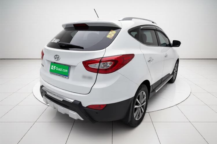 Used Hyundai ix35 2013 2.0L Automatic Two-Wheel Drive Smart GLS China IV Standard Rear Right 45 Deg