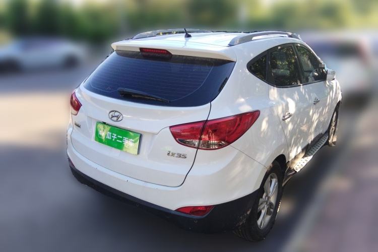 Used Hyundai ix35 2013 2.0L Automatic Two-Wheel Drive Smart GLS China IV Standard Rear Right 45 Deg