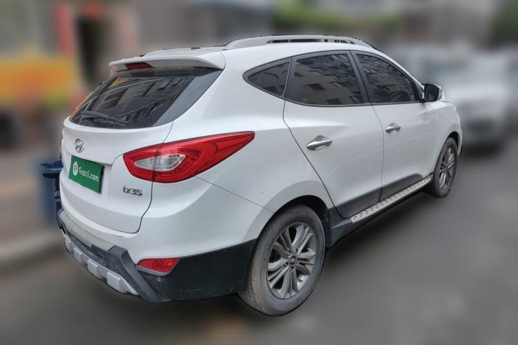 Used Hyundai ix35 2013 2.0L Automatic Two-Wheel Drive Smart GLS China IV Standard Rear Right 45 Deg