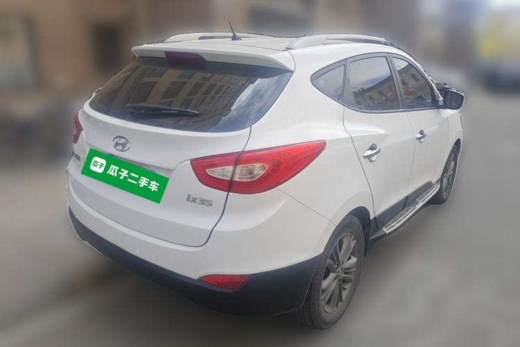 Used Hyundai ix35 2013 2.0L Automatic Two-Wheel Drive Smart GLS China IV Standard Rear Right 45 Deg