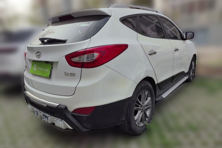 Used Hyundai ix35 2013 2.0L Automatic Two-Wheel Drive Smart GLS China IV Standard Rear Right 45 Deg