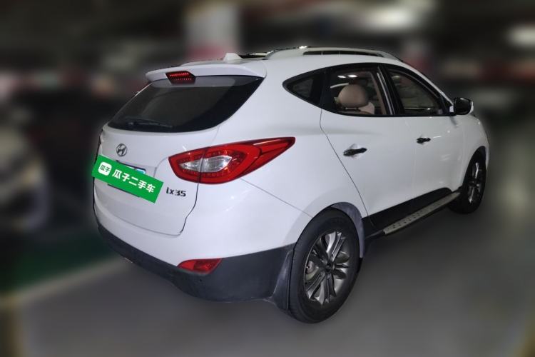 Used Hyundai ix35 2013 2.0L Automatic Two-Wheel Drive Smart GLS China V Standard Rear Right 45 Deg