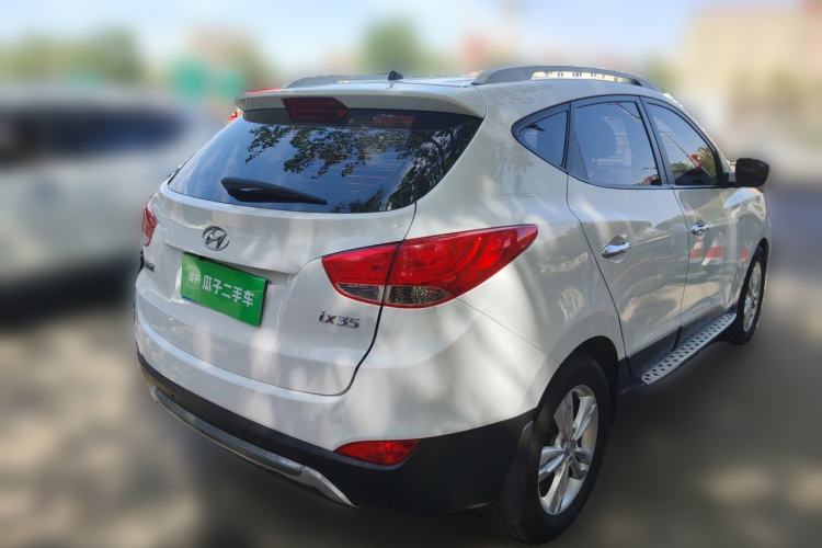 Used Hyundai ix35 2013 2.0L Automatic Two-Wheel Drive Smart GLS China IV Standard Rear Right 45 Deg