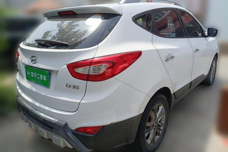 Used Hyundai ix35 2013 2.0L Automatic Two-Wheel Drive Smart GLS China IV Standard Rear Right 45 Deg