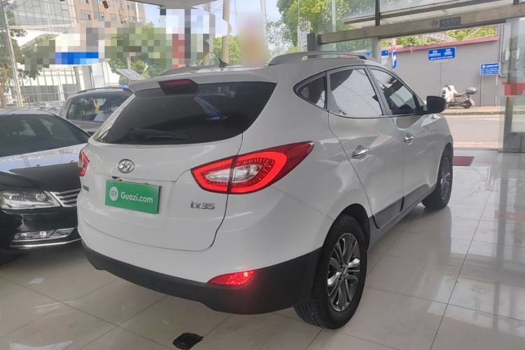 Used Hyundai ix35 2013 2.0L Automatic Two-Wheel Drive Smart GLS China V Standard Rear Right 45 Deg
