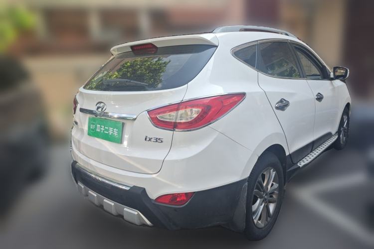 Used Hyundai ix35 2013 2.0L Automatic Two-Wheel Drive Smart GLS China IV Standard Rear Right 45 Deg