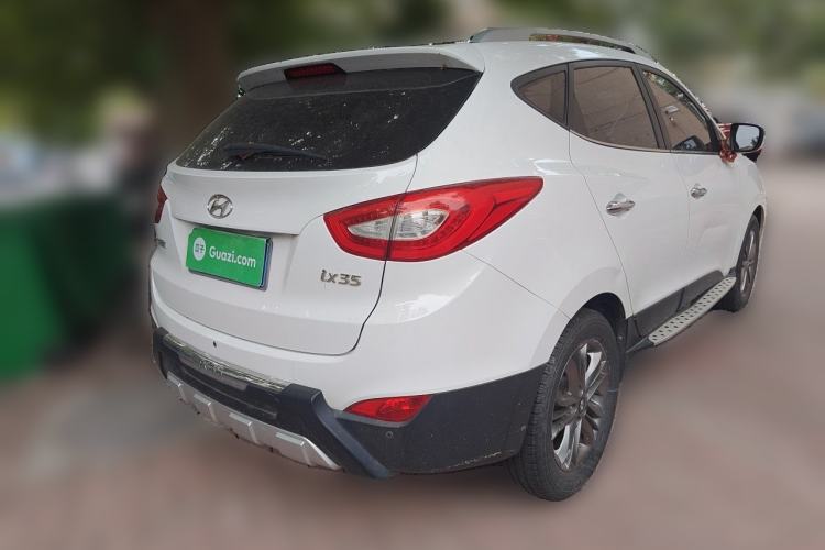 Used Hyundai ix35 2013 2.0L Automatic Two-Wheel Drive Smart GLS China IV Standard Rear Right 45 Deg