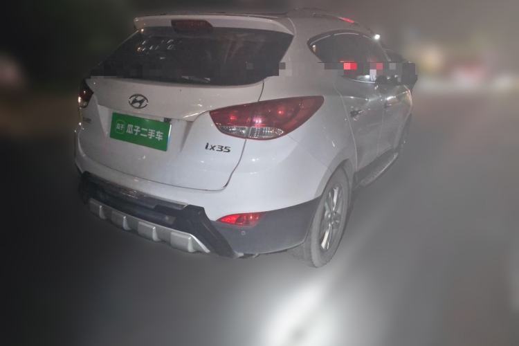 Used Hyundai ix35 2013 2.0L Automatic Two-Wheel Drive Smart GLS China IV Standard Rear Right 45 Deg