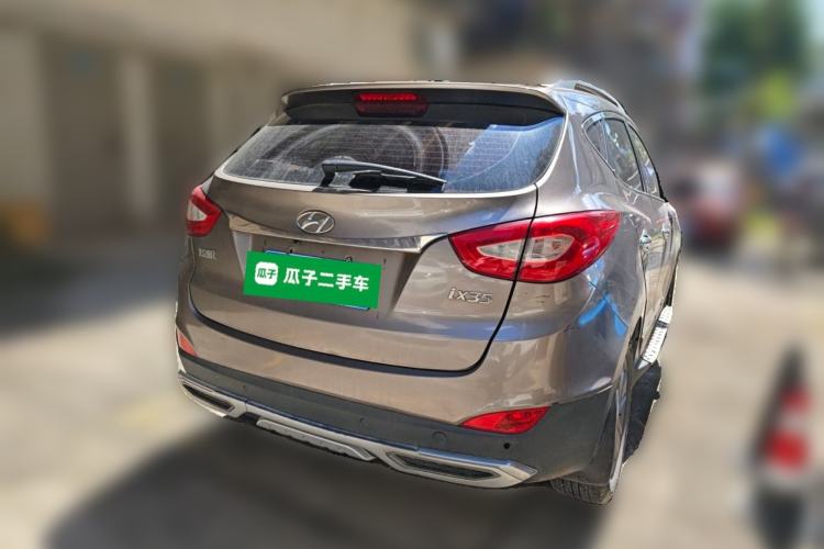 Used Hyundai ix35 2013 2.0L Automatic Two-Wheel Drive Smart GLS China IV Standard Rear Right 45 Deg