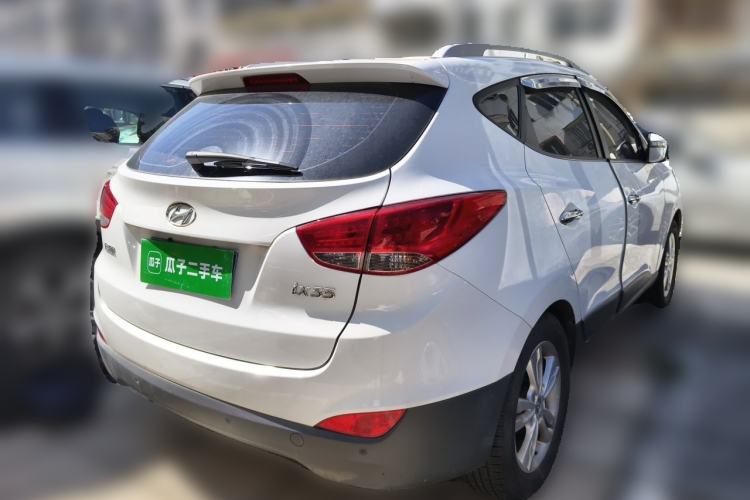 Used Hyundai ix35 2013 2.0L Automatic Two-Wheel Drive Smart GLS China V Standard Rear Right 45 Deg
