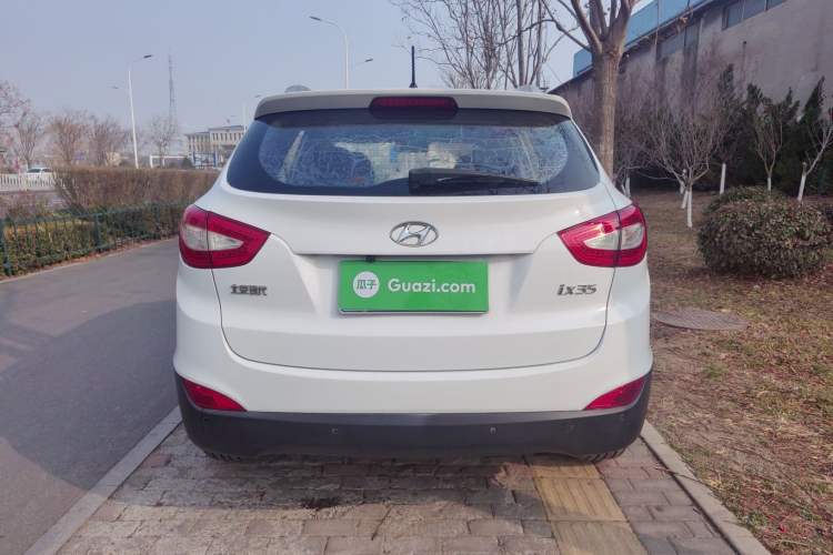 Used Hyundai ix35 2013 2.0L Automatic Two-Wheel Drive Smart GLS China IV Standard Rear Right 45 Deg