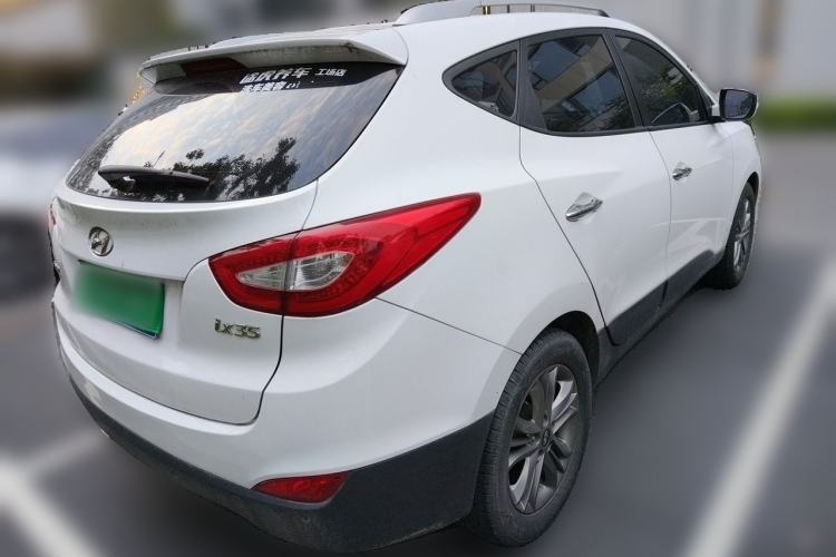 Used Hyundai ix35 2013 2.0L Automatic Two-Wheel Drive Smart GLS China IV Standard Rear Right 45 Deg