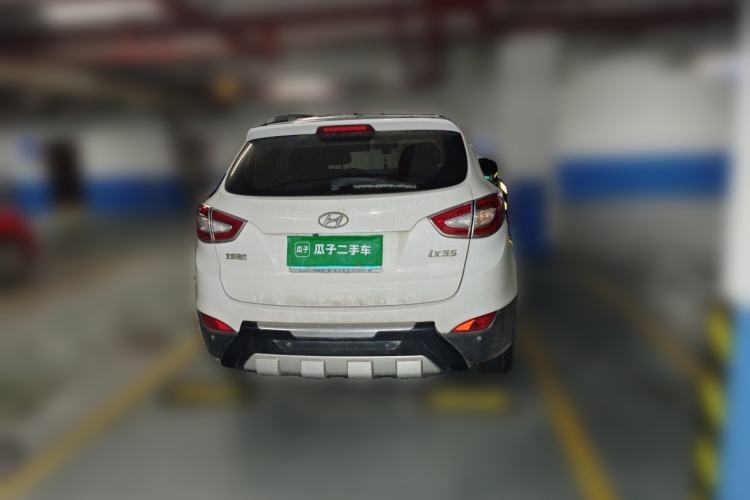 Used Hyundai ix35 2013 2.0L Automatic Two-Wheel Drive Smart GLS China IV Standard Rear