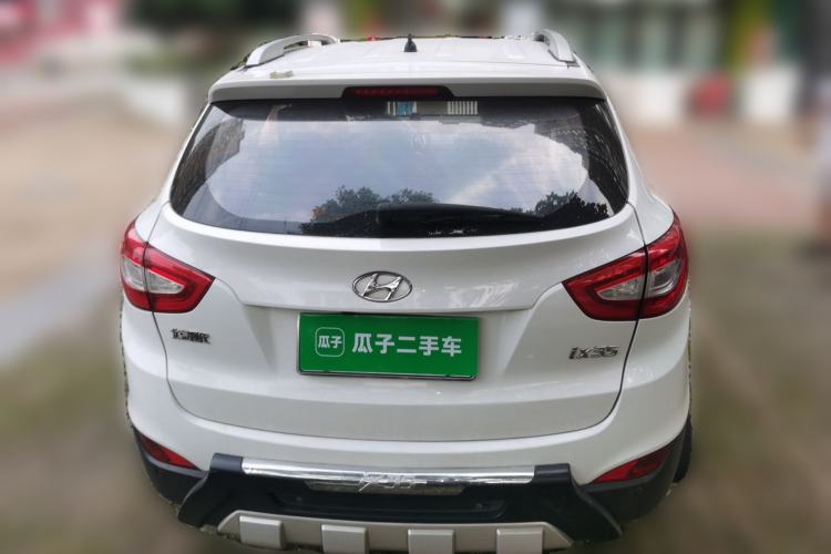 Used Hyundai ix35 2013 2.0L Automatic Two-Wheel Drive Smart GLS China IV Standard Rear
