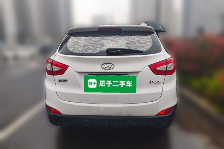 Used Hyundai ix35 2013 2.0L Automatic Two-Wheel Drive Smart GLS China IV Standard Rear